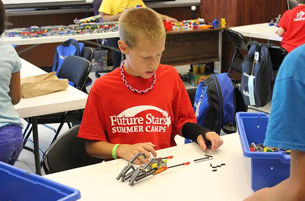 Long Island's Future Stars Day Camp Adds STEM Programs