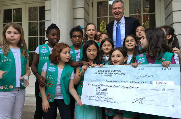 Local Girl Scouts Donate All of Their Cookie Sale Profit to City's Veterans