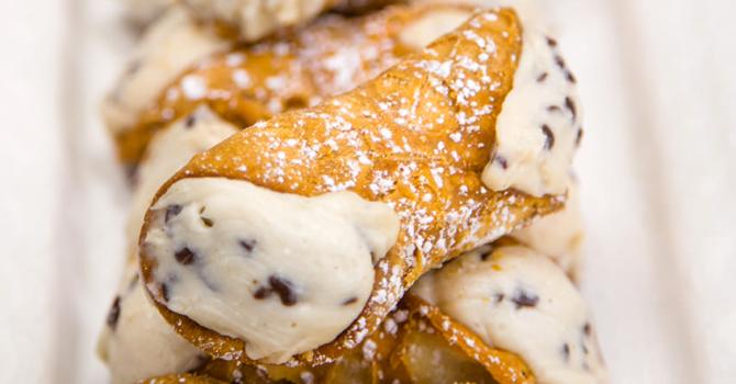 NYC's 9 Best Cannolis