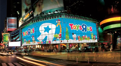 Toys'R'Us Times Square - A Winter Wonderland for All Ages