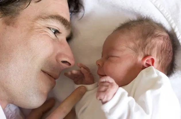 Tips to Help Fathers Bond with Their Babies