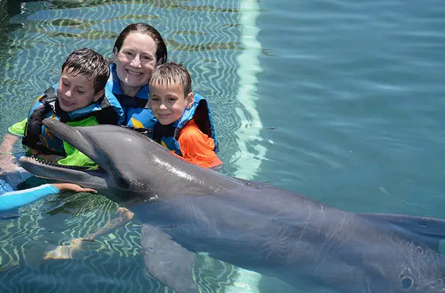 judy koutsky and two children