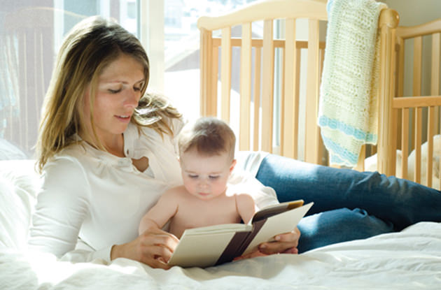 4 Proven Benefits of Reading Out Loud to Your Baby
