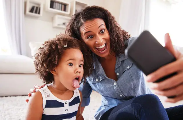 The Pros and Cons of Posting Pictures of Your Baby on Social Media