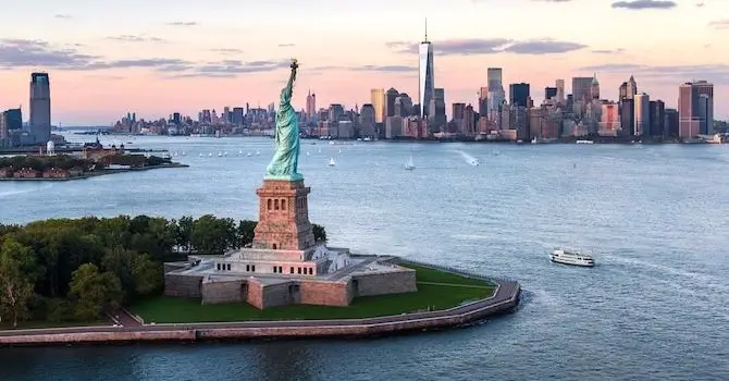 5 American Things a Visitor to New York Must Experience