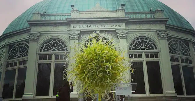 CHIHULY Glass Exhibit Illuminates the New York Botanical Garden