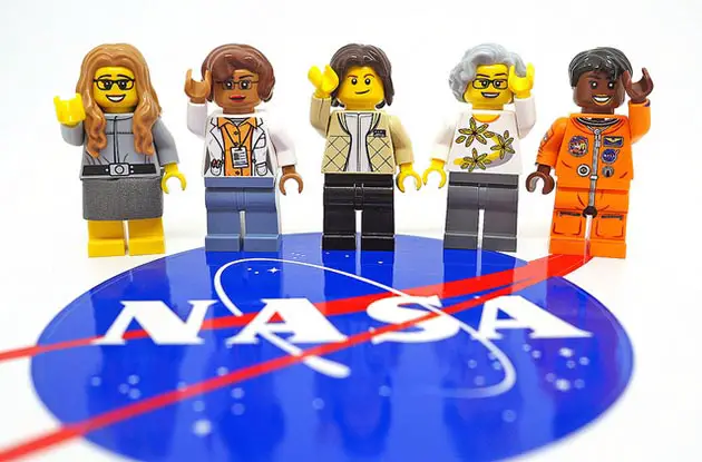 Lego to Create a Women of NASA Set