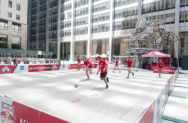 World Cup Viewing Experience Held on Fosun Plaza