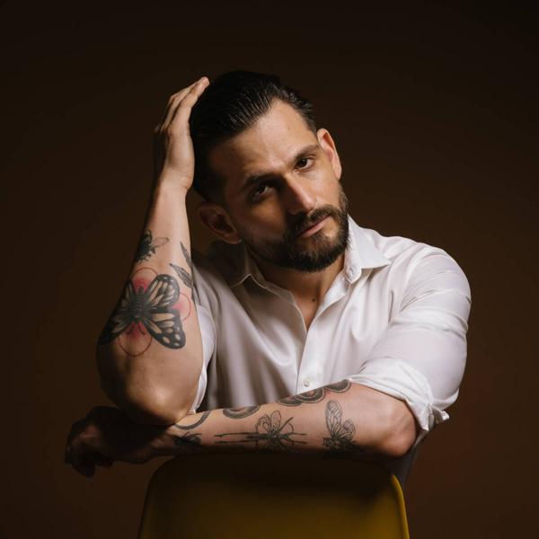 Jazz Vocalist/Crooner Richard Cortez at Birds at Birds