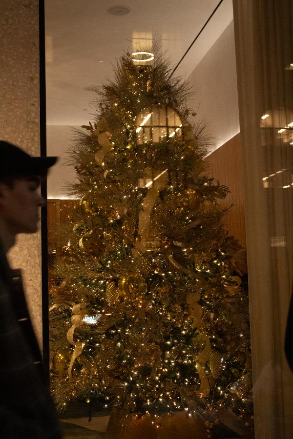 Enjoy the Holidays at Park Terrace Hotel with Chocolat Moderne's hot chocolate, holiday gift wrapping by London Penny, and festive decor by Light the Lights at Park Terrace Hotel