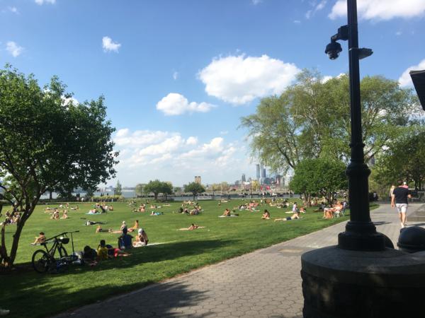Knicks Game 4 Watch Party at Rockefeller Park