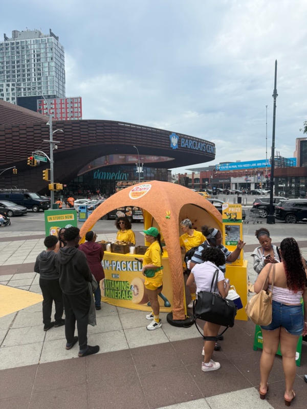 FREE Zespri Kiwifruit Pop-Up at CityPickle Hudson Yards