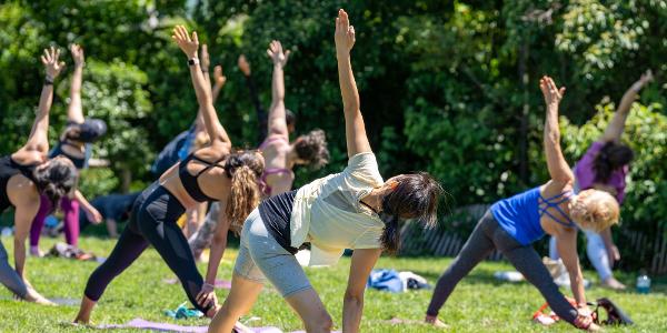 Waterfront Workouts: Sunset Yoga at Brooklyn Bridge Park