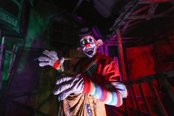 A Terrifying Summerween Weekend Haunt Event in Long Island! at Bayville Scream Park