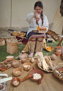 Susan McLellan Plaisted demonstrates Native American cooking and medicine making