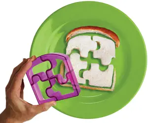 Puzzle Bites sandwich cutter