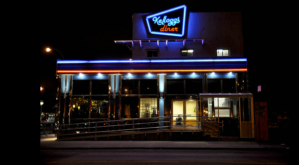kellogg's diner brooklyn night