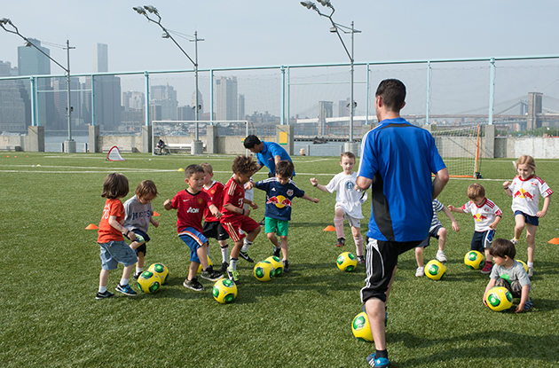 brooklyn bridge park pier 5 soccer field