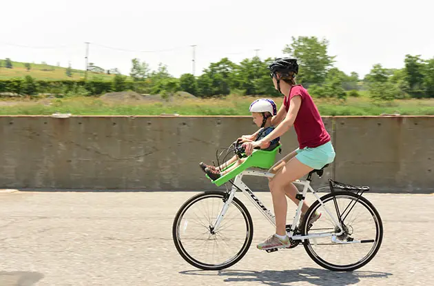 mother biking with child freshkills park