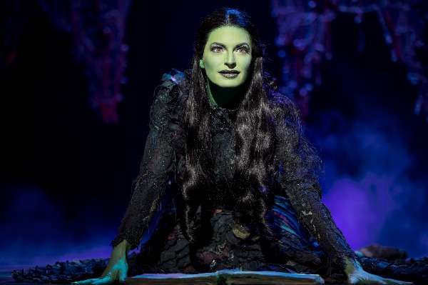 jackie burns in wicked