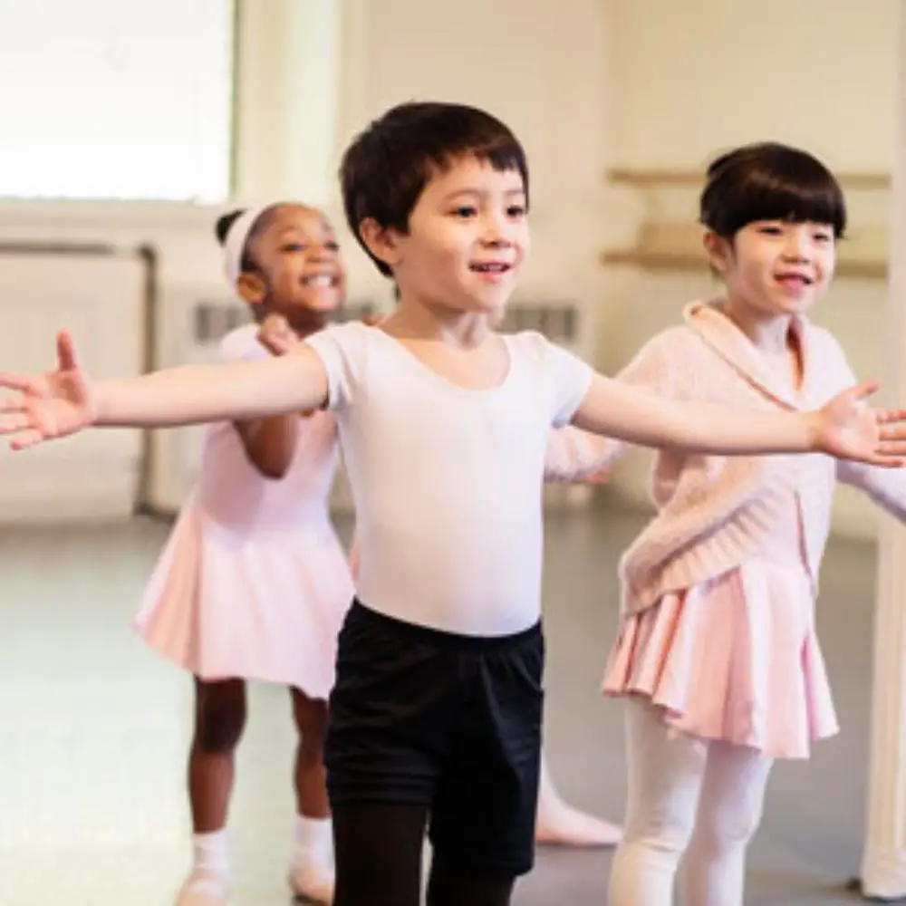 Pre-Ballet Classes Beginning at Age 4 - 