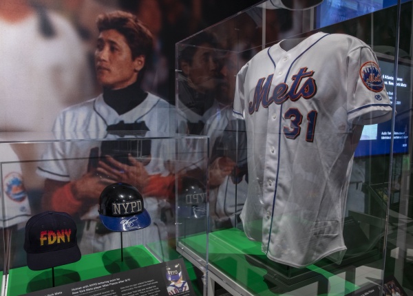 comeback season mike piazza uniform