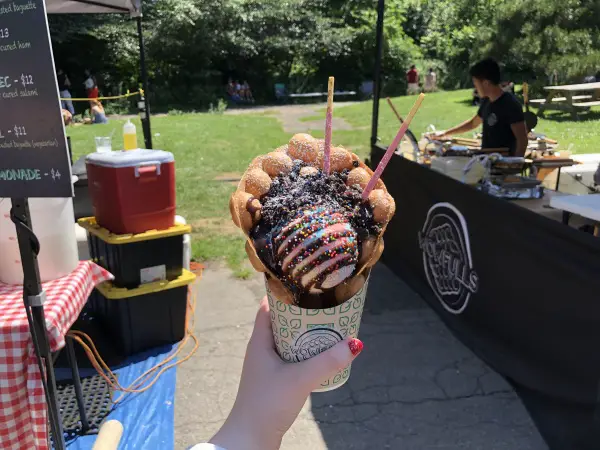 Wowfulls ice cream with oreos and chocolate sauce drizzle