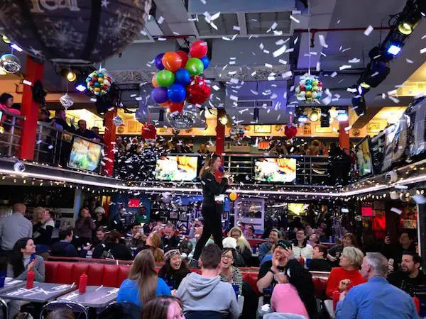 Ellen's Stardust Diner 