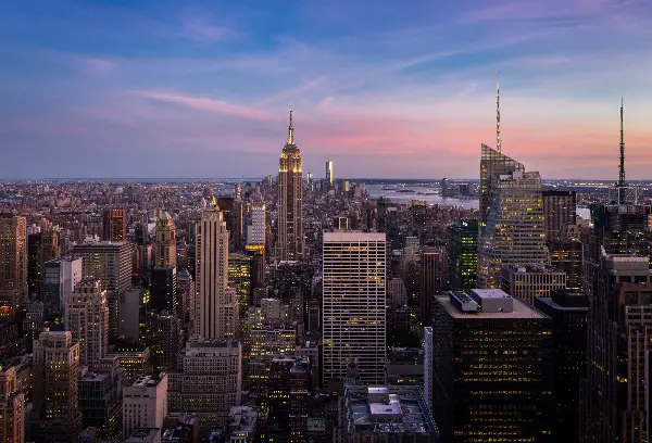 empire state building new york skyline dusk