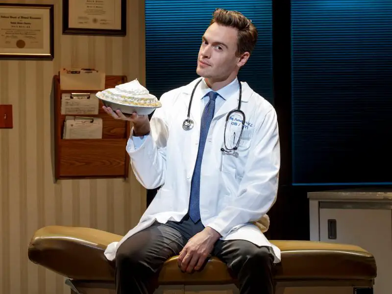 erich bergen waitress doctor pomatter