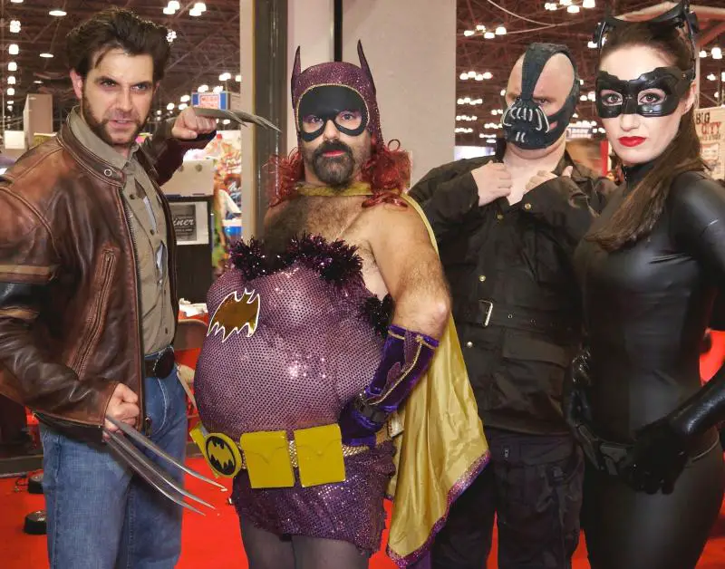 new york comic con batwoman-man bane