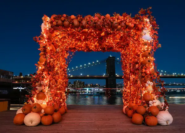 pumpkin arch seaport