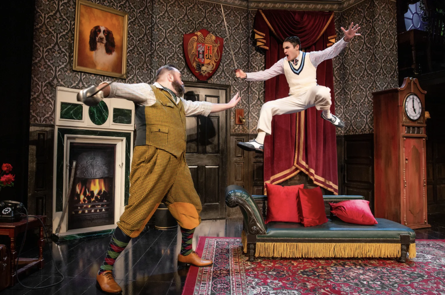 the play that goes wrong new world stages