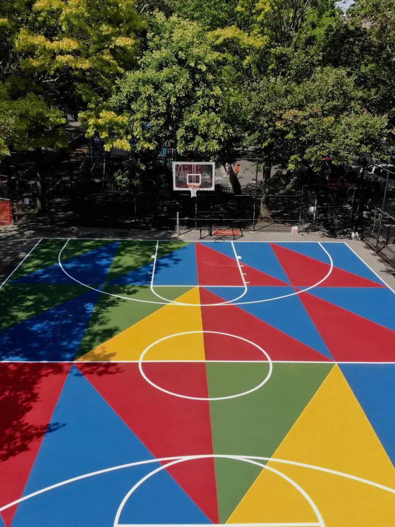 windows of the wedding basketball court