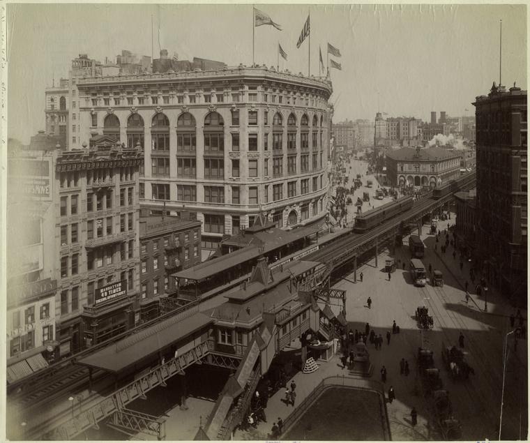 Herald Square Saks & Co. store in 1903
