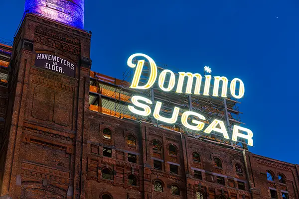domino sugar sign brooklyn