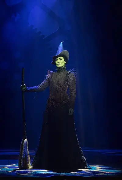 alyssa fox wicked elphaba