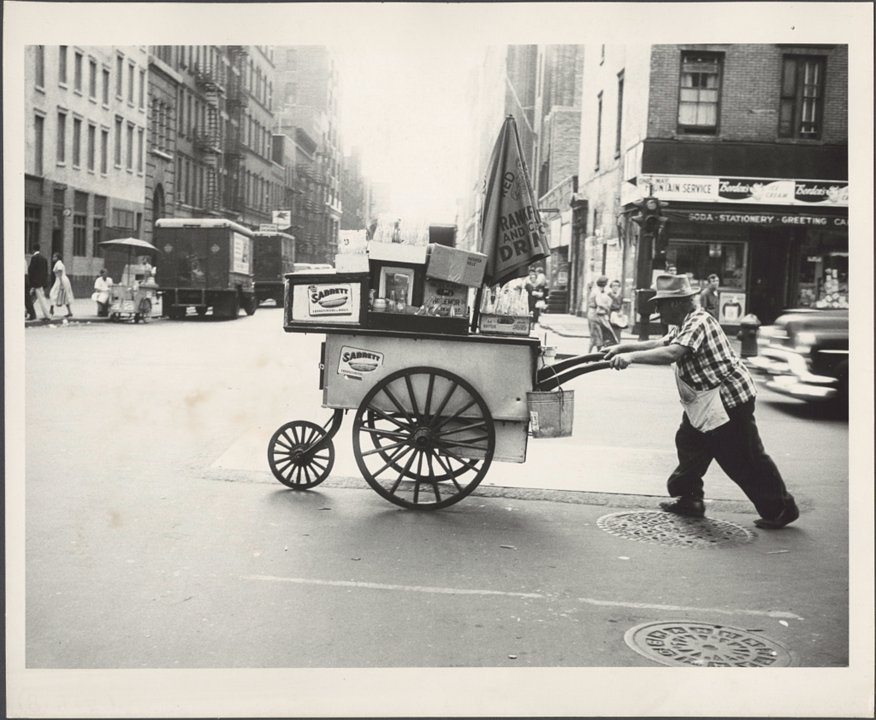 sabrett hot dog cart