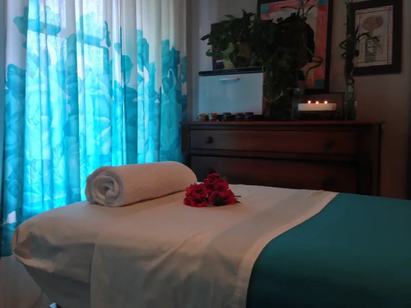 massage room at chi moshi