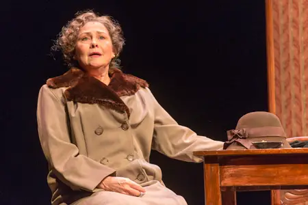 Cherry Jones in The Glass Menagerie