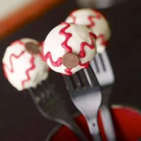 eyeball cake pops