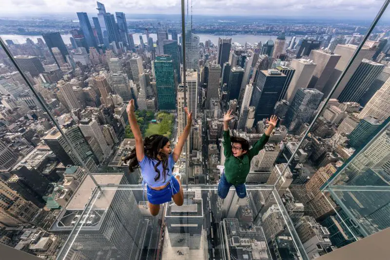 levitation sky box summit one vanderbilt