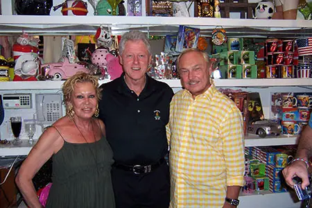 Bill Clinton with Serendipity 3's Stephen Bruce